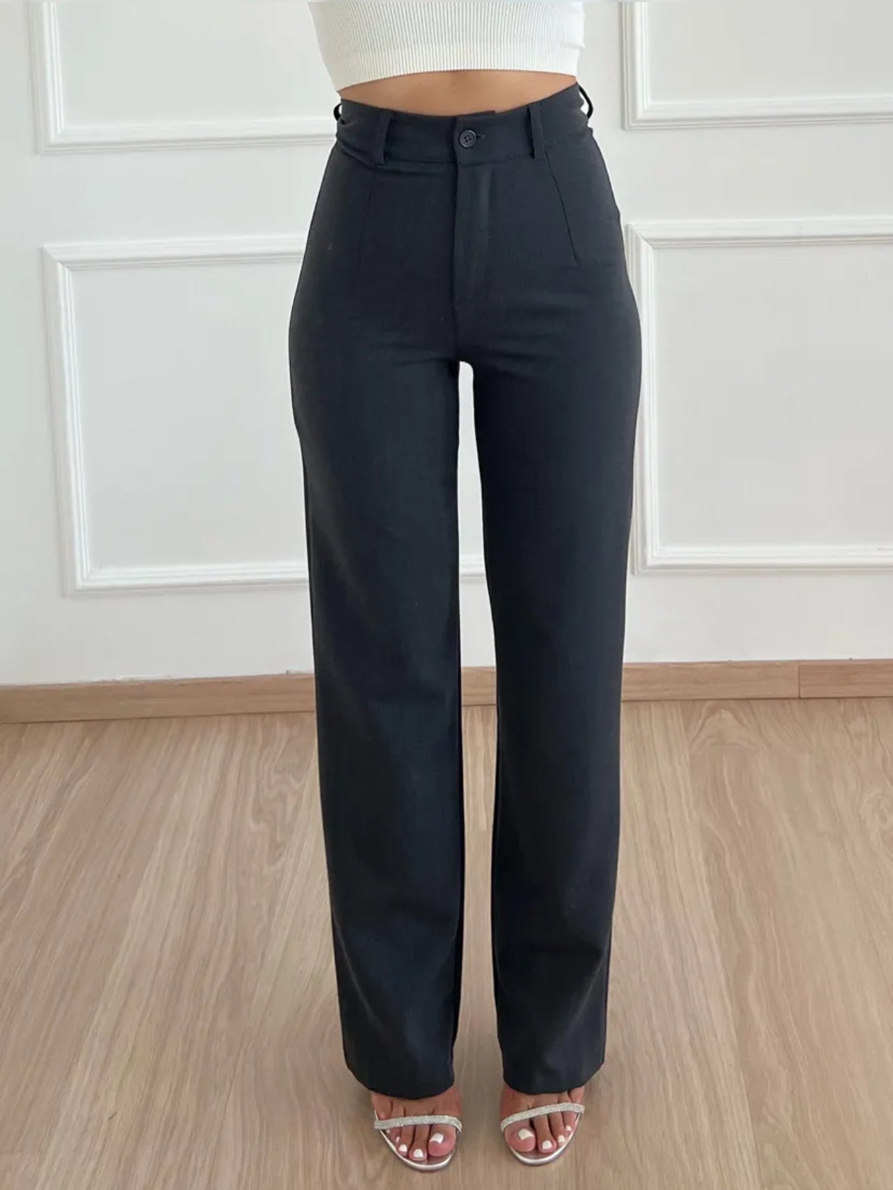 Aurali – Modern Women's Trousers with Comfortable Fit