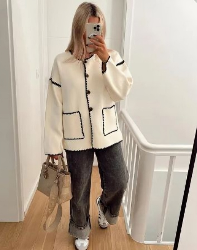 Cozy and Stylish Women's Winter Coat